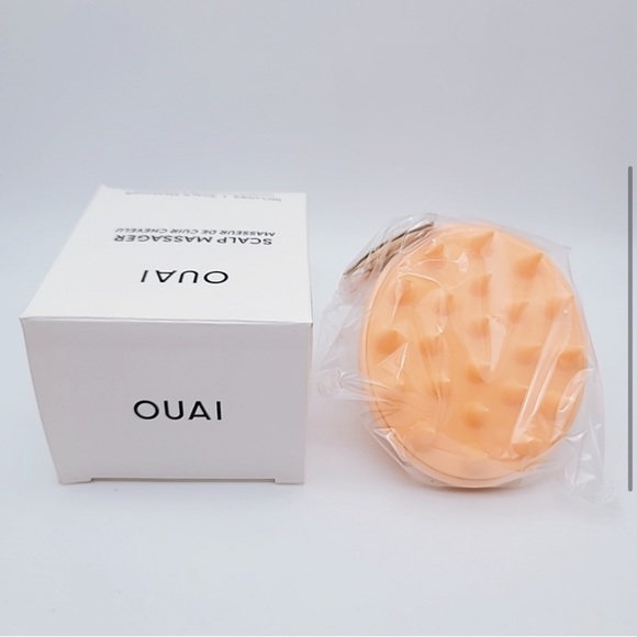 Ouai Scalp Massager - Picture 2 of 3